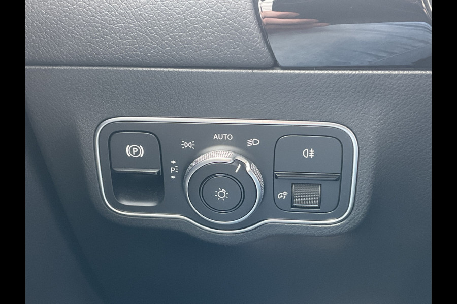 Mercedes-Benz EQA 250 Business Solution AMG 67 kWh Pano Hud Adap.Cruise Burmester 360Cam VOL!