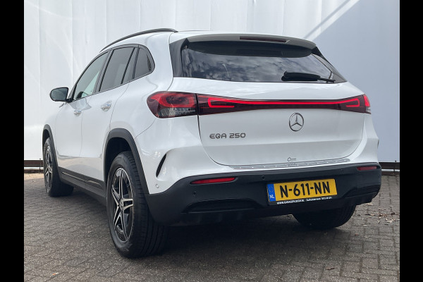 Mercedes-Benz EQA 250 Business Solution AMG 67 kWh Pano Hud Adap.Cruise Burmester 360Cam VOL!