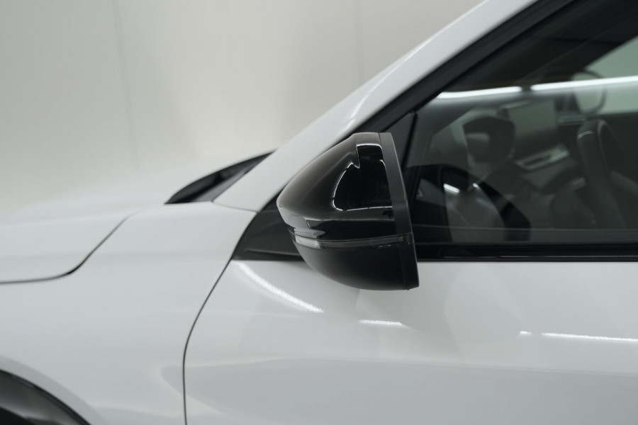 Peugeot 208 PureTech 100 GT | Camera | Navigatie | Sfeerverlichting | Apple Carplay | Parkeersensoren