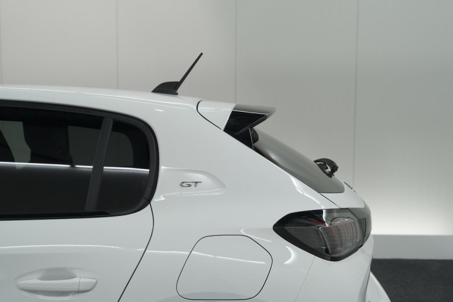Peugeot 208 PureTech 100 GT | Camera | Navigatie | Sfeerverlichting | Apple Carplay | Parkeersensoren