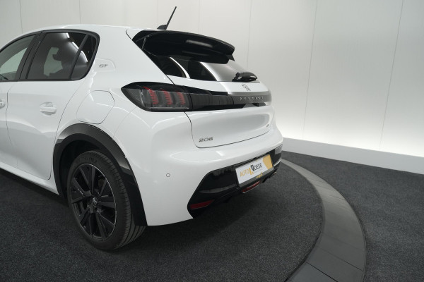 Peugeot 208 PureTech 100 GT | Camera | Navigatie | Sfeerverlichting | Apple Carplay | Parkeersensoren