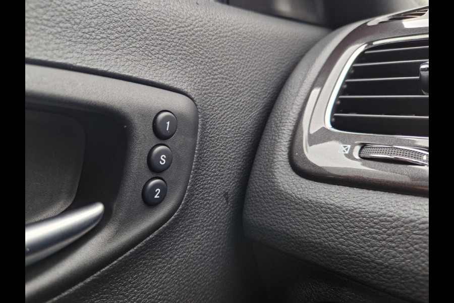 Jeep Compass 4xe 240 Plug-in Hybrid Electric S | Dodehoek | Trekhaak | Leder | Cruise | Stoelverwarming | Navi |