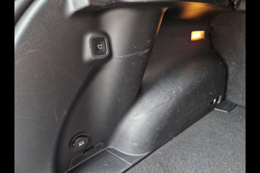 Jeep Compass 4xe 240 Plug-in Hybrid Electric S | Dodehoek | Trekhaak | Leder | Cruise | Stoelverwarming | Navi |