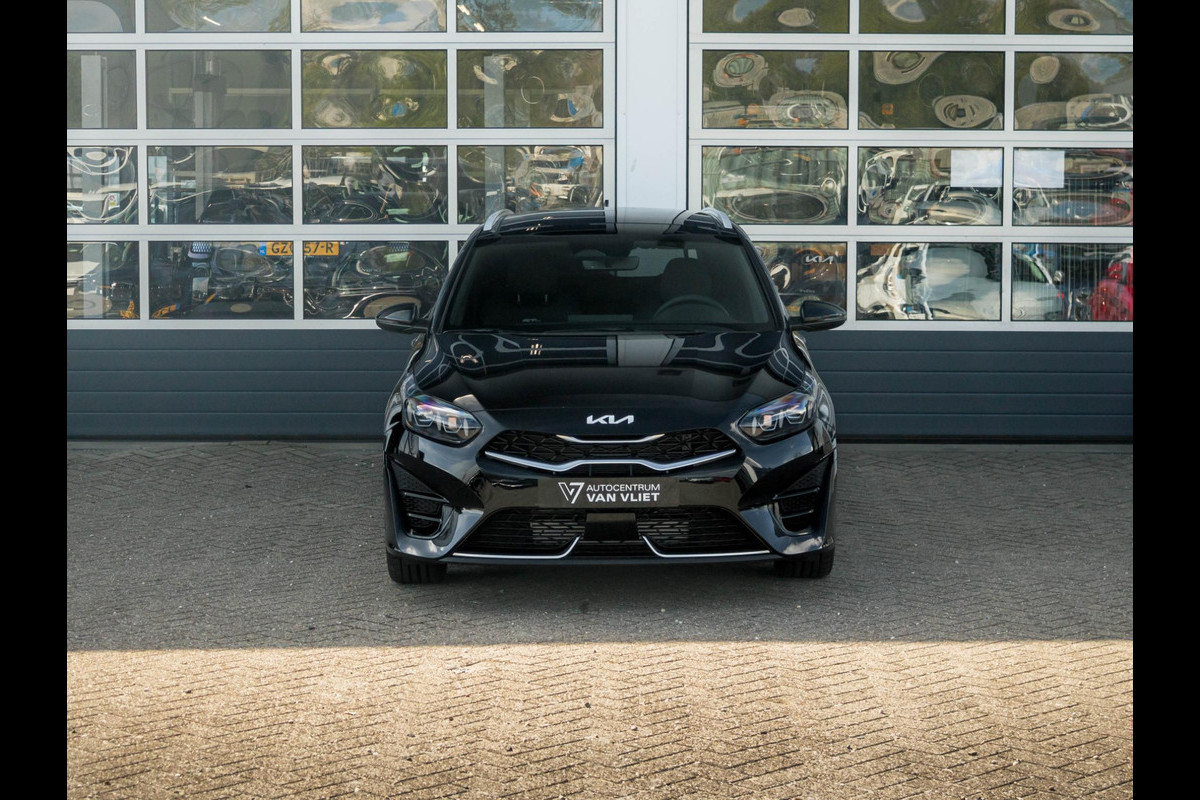 Kia Ceed Sportswagon 1.5 T-GDi GT-PlusLine | Direct leverbaar | Schuif/Kanteldak | Stoel&Stuur Verwarming | Premium Audio | Navi | 18" Kia Ceed Sportswagon 1.5 T-GDi GT-PlusLine | Direct leverbaar | Schuif/Kanteldak | Stoel&Stuur Verwarming | Premium Audio | Navi | 18"