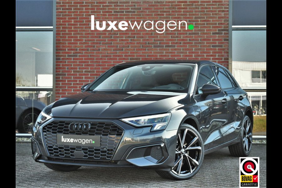Audi A3 Sportback 40 TFSI e S-zetels ACC Head-up 19inch El-klep