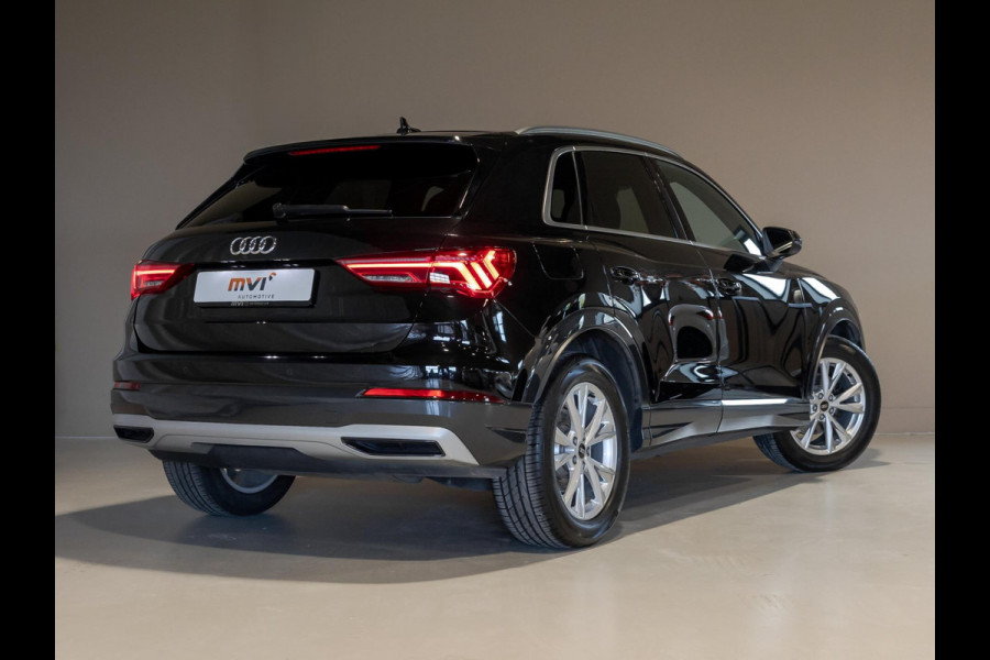 Audi Q3 35 TFSI Business Edition / 150pk / Cruise / Apple Carplay
