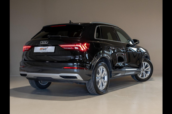 Audi Q3 35 TFSI Business Edition / 150pk / Cruise / Apple Carplay