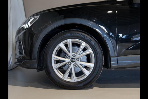 Audi Q3 35 TFSI Business Edition / 150pk / Cruise / Apple Carplay