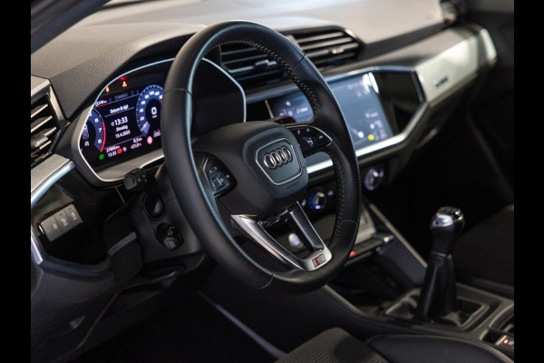 Audi Q3 35 TFSI Business Edition / 150pk / Cruise / Apple Carplay