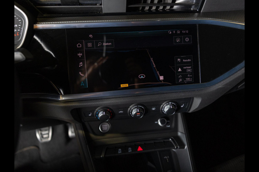 Audi Q3 35 TFSI Business Edition / 150pk / Cruise / Apple Carplay