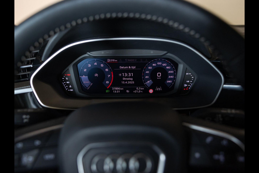 Audi Q3 35 TFSI Business Edition / 150pk / Cruise / Apple Carplay