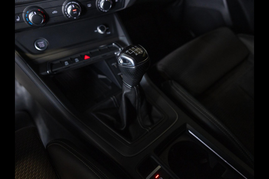 Audi Q3 35 TFSI Business Edition / 150pk / Cruise / Apple Carplay