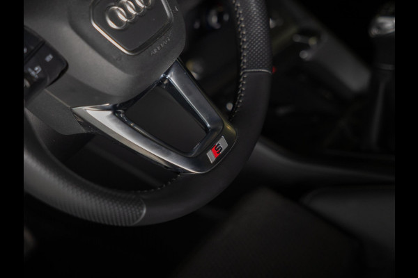 Audi Q3 35 TFSI Business Edition / 150pk / Cruise / Apple Carplay