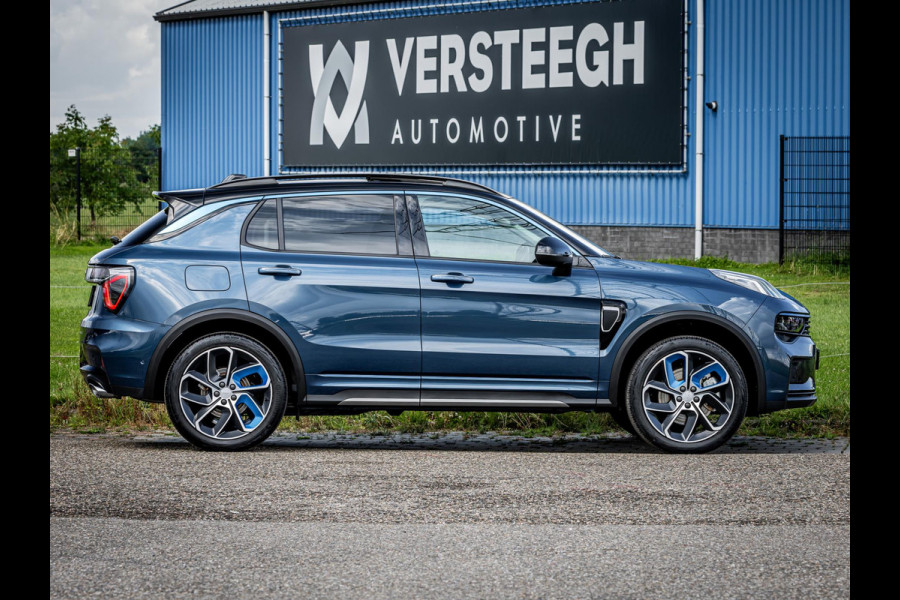 Lynk & Co 01 1.5 Plug-In Hybrid 262pk 360Camera|Zwarte Hemel|Panoramadak