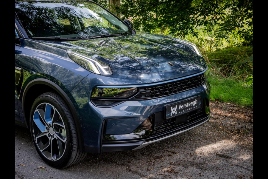 Lynk & Co 01 1.5 Plug-In Hybrid 262pk 360Camera|Zwarte Hemel|Panoramadak