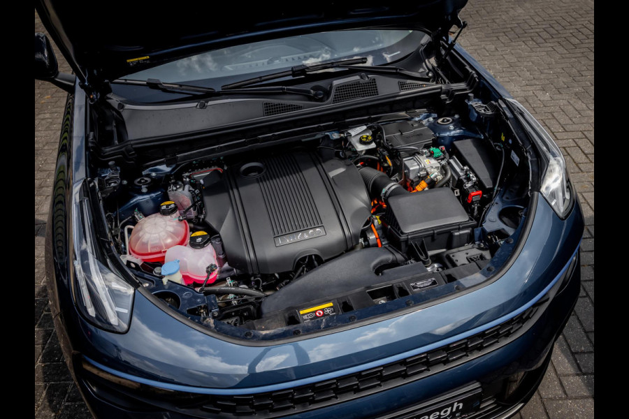 Lynk & Co 01 1.5 Plug-In Hybrid 262pk 360Camera|Zwarte Hemel|Panoramadak