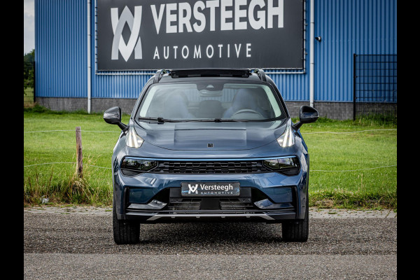 Lynk & Co 01 1.5 Plug-In Hybrid 262pk 360Camera|Zwarte Hemel|Panoramadak