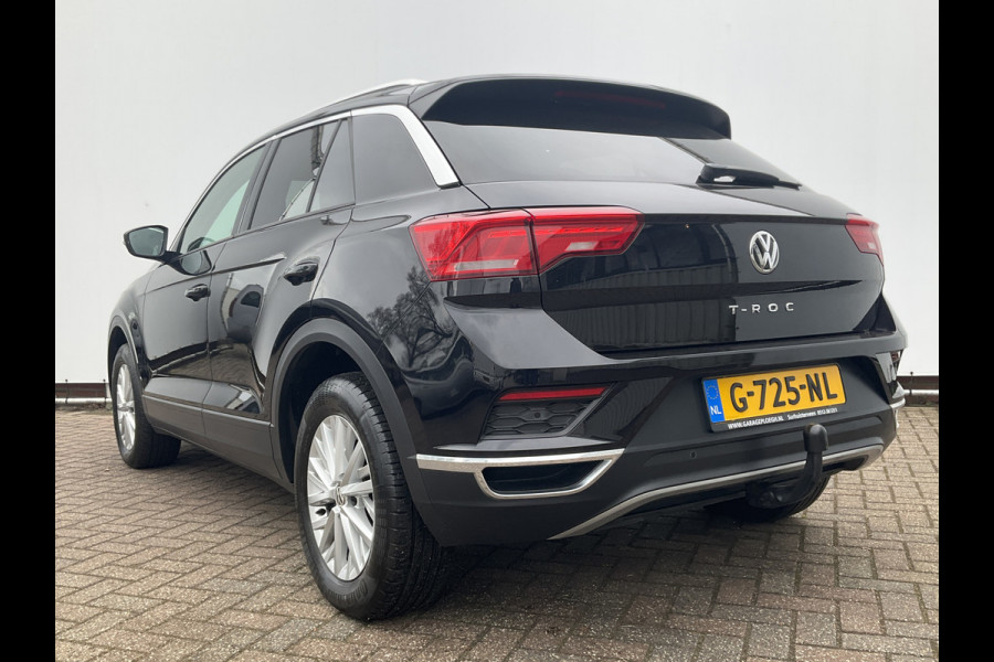 Volkswagen T-Roc 1.5 TSI Style Automaat Pano.dak Adap.Cruise Trekhaak Digitaal Vol Opties!