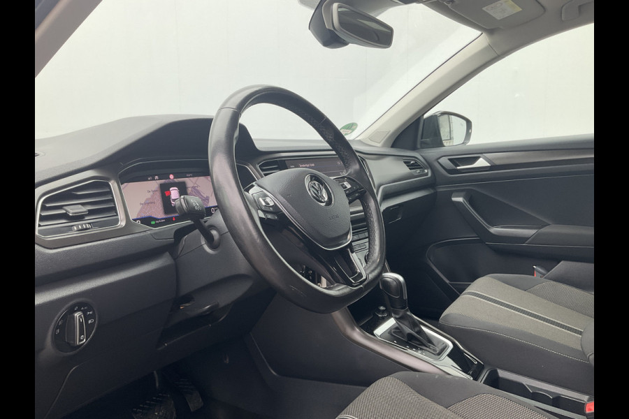 Volkswagen T-Roc 1.5 TSI Style Automaat Pano.dak Adap.Cruise Trekhaak Digitaal Vol Opties!