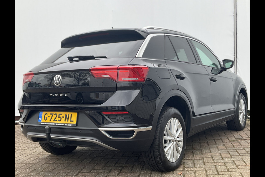 Volkswagen T-Roc 1.5 TSI Style Automaat Pano.dak Adap.Cruise Trekhaak Digitaal Vol Opties!
