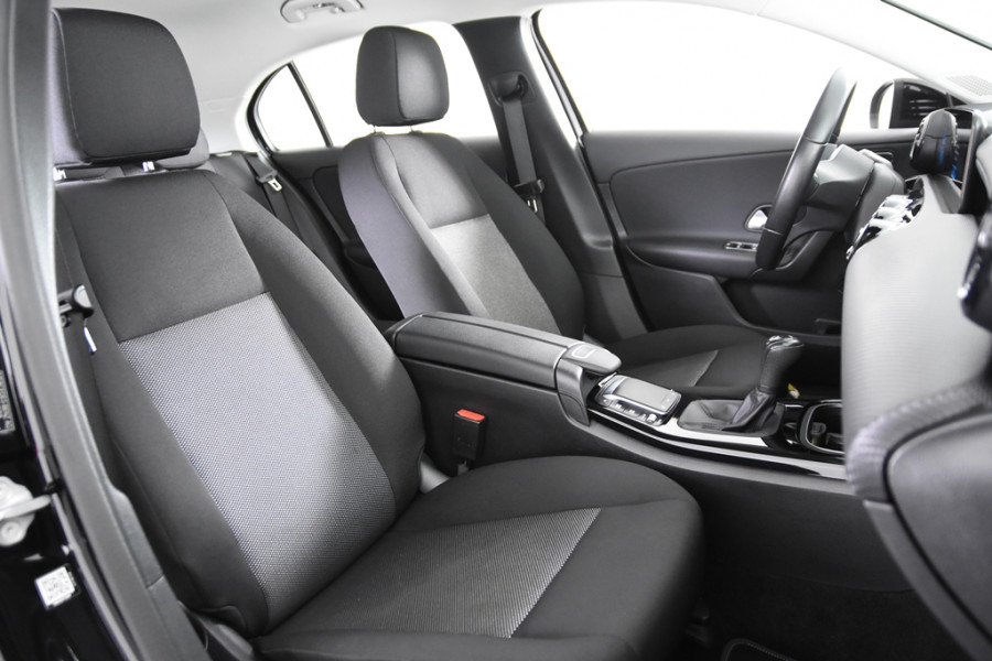 Mercedes-Benz A-Klasse 180 *1ste Eigenaar*Navigatie*Camera*Stoelverwarming*