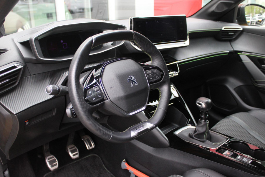 Peugeot 208 1.2 100PK GT | NAVIGATIE | APPLE CARPLAY/ANDROID AUTO | DODEHOEK DETECTIE | FULL LED KOPLAMPEN | CLIMATE CONTROL | 3-D INSTRUMENTENPANEEL | 17" LICHTMETALEN VELGEN | CRUISE CONTROL | ACHTERUITRIJ CAMERA | PARKEERSENSOREN VOOR + ACHTER |