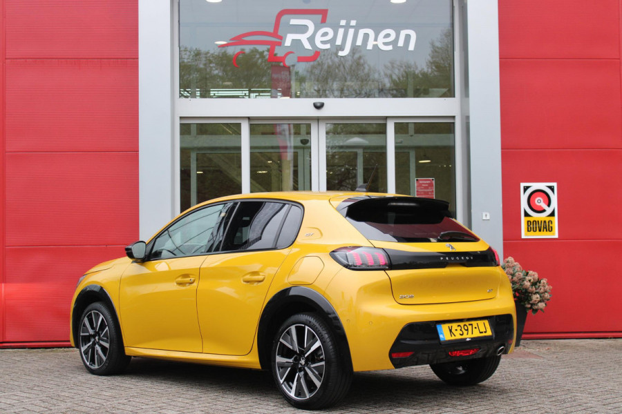 Peugeot 208 1.2 100PK GT | NAVIGATIE | APPLE CARPLAY/ANDROID AUTO | DODEHOEK DETECTIE | FULL LED KOPLAMPEN | CLIMATE CONTROL | 3-D INSTRUMENTENPANEEL | 17" LICHTMETALEN VELGEN | CRUISE CONTROL | ACHTERUITRIJ CAMERA | PARKEERSENSOREN VOOR + ACHTER |