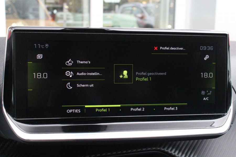 Peugeot 208 1.2 100PK GT | NAVIGATIE | APPLE CARPLAY/ANDROID AUTO | DODEHOEK DETECTIE | FULL LED KOPLAMPEN | CLIMATE CONTROL | 3-D INSTRUMENTENPANEEL | 17" LICHTMETALEN VELGEN | CRUISE CONTROL | ACHTERUITRIJ CAMERA | PARKEERSENSOREN VOOR + ACHTER |