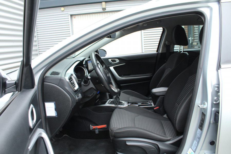 Kia Ceed Sportswagon 1.0 T-GDi 120pk DynamicLine NL-Auto NAP BTW Clima Cruise Navi Camera Carplay 16"LMV