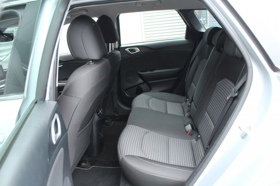 Kia Ceed Sportswagon 1.0 T-GDi 120pk DynamicLine NL-Auto NAP BTW Clima Cruise Navi Camera Carplay 16"LMV