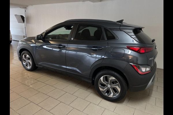 Hyundai Kona 1.6 GDI HEV HYBRID AUTOMAAT AIRCO CLIMA NAVI FRONTASSIST STUURVERW STOELVERW APPLE CARPLAY NIEUWSTAAT