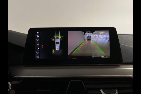 BMW 5 Serie Touring 520d High Executive AUTOMAAT PANO AIRCO NAVI CRUISE BLUETOOTH HEAD UP DISPLAY LEER TREKHAAK VELGEN NIEUWSTAAT