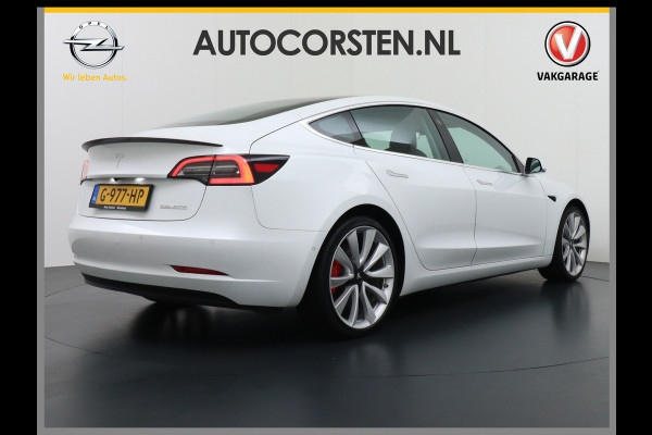 Tesla Model 3 4WD Performance 513pk 3,4 sec 0-100 ! 20" FSD-vb. AutoPilot Carbon-Spoiler Premium-HiFi Pano.dak Camera Leer Adaptive-Cruise+Sto Navi LED ACC DAB Voorverwarmen interieur en Keyless via App One-Pedal-Drive Rode Remklauwen Carbon-Spoiler Origineel Nederlandse auto ! nieuwprijs euro 64.580 euro Garantie op Accu tot 27-09-2027 max 192.000km