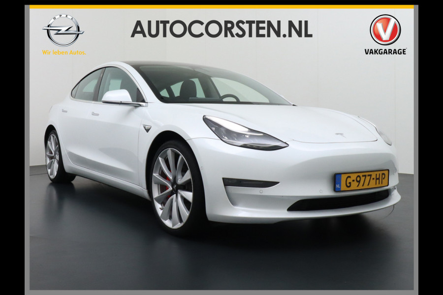 Tesla Model 3 4WD Performance 513pk 3,4 sec 0-100 ! 20" FSD-vb. AutoPilot Carbon-Spoiler Premium-HiFi Pano.dak Camera Leer Adaptive-Cruise+Sto Navi LED ACC DAB Voorverwarmen interieur en Keyless via App One-Pedal-Drive Rode Remklauwen Carbon-Spoiler Origineel Nederlandse auto ! nieuwprijs euro 64.580 euro Garantie op Accu tot 27-09-2027 max 192.000km