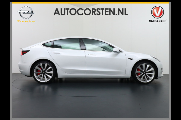 Tesla Model 3 4WD Performance 513pk 3,4 sec 0-100 ! 20" FSD-vb. AutoPilot Carbon-Spoiler Premium-HiFi Pano.dak Camera Leer Adaptive-Cruise+Sto Navi LED ACC DAB Voorverwarmen interieur en Keyless via App One-Pedal-Drive Rode Remklauwen Carbon-Spoiler Origineel Nederlandse auto ! nieuwprijs euro 64.580 euro Garantie op Accu tot 27-09-2027 max 192.000km
