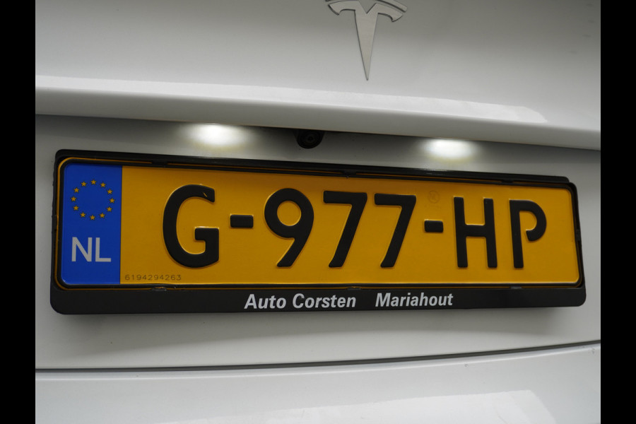 Tesla Model 3 4WD Performance 513pk 3,4 sec 0-100 ! 20" FSD-vb. AutoPilot Carbon-Spoiler Premium-HiFi Pano.dak Camera Leer Adaptive-Cruise+Sto Navi LED ACC DAB Voorverwarmen interieur en Keyless via App One-Pedal-Drive Rode Remklauwen Carbon-Spoiler Origineel Nederlandse auto ! nieuwprijs euro 64.580 euro Garantie op Accu tot 27-09-2027 max 192.000km