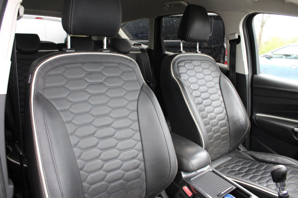 Ford Kuga 1.5 EcoBoost Vignale | Trekhaak Afneembaar 2000KG | Cruise Control | Navigatie | Climate Control | Lichtmetalen Velgen |