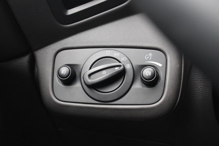Ford Kuga 1.5 EcoBoost Vignale | Trekhaak Afneembaar 2000KG | Cruise Control | Navigatie | Climate Control | Lichtmetalen Velgen |