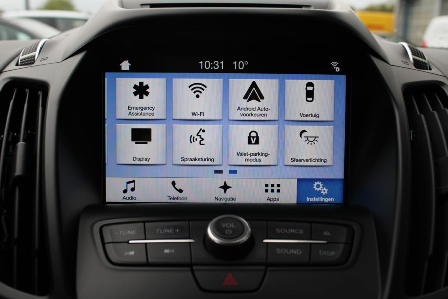 Ford Kuga 1.5 EcoBoost Vignale | Trekhaak Afneembaar 2000KG | Cruise Control | Navigatie | Climate Control | Lichtmetalen Velgen |