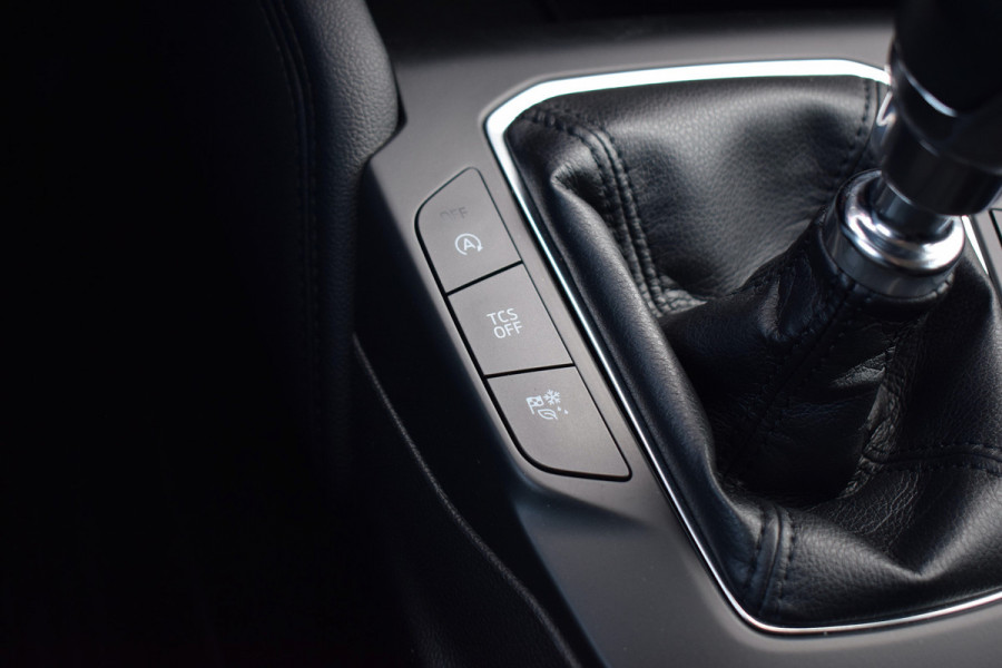 Ford FOCUS Wagon 1.5 EcoBoost Titanium Business | 150 Pk | Trekhaak | Stuur- en Stoelverw.