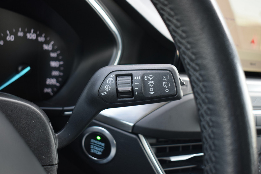 Ford FOCUS Wagon 1.5 EcoBoost Titanium Business | 150 Pk | Trekhaak | Stuur- en Stoelverw.