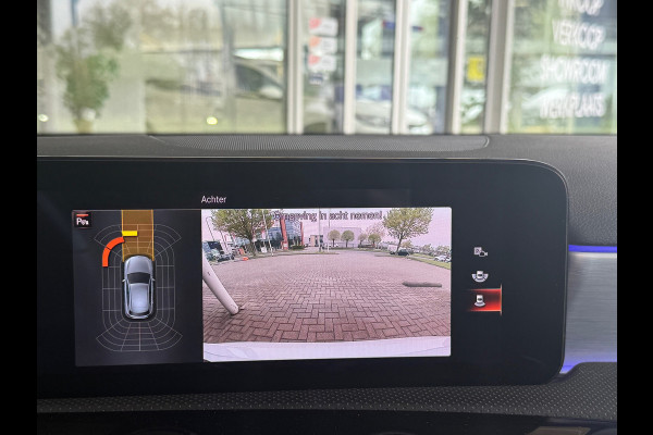 Mercedes-Benz A-Klasse 180 AMG NIGHT Panodak|Memory|Sfeer|Dealer Onderhouden
