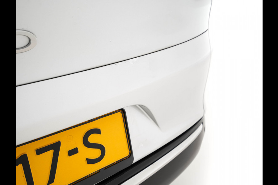 Renault Clio Estate 0.9 TCe Limited *NAVI-FULLMAP | KEYLESS | AIRCO | CARPLAY | PDC | BASS-REFLEX-AUDIO | COMFORT-SEAT | TOWBAR | 16''ALU *