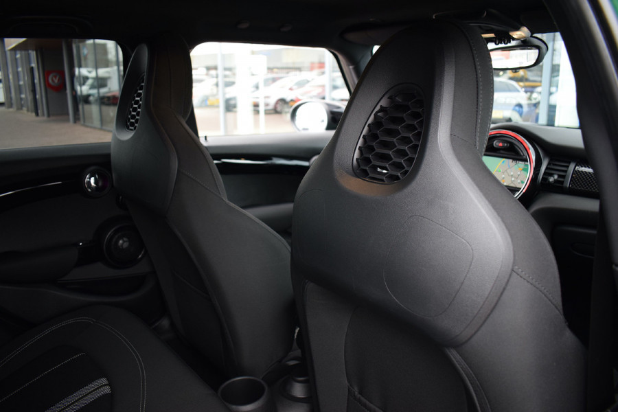 MINI Mini 2.0 Cooper S | JCW | CarPlay | H/K | Sportstoelen | Stoelverw.