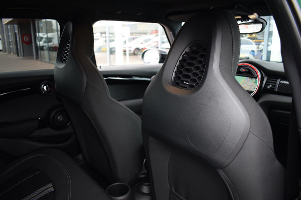 MINI Mini 2.0 Cooper S | JCW | CarPlay | H/K | Sportstoelen | Stoelverw.