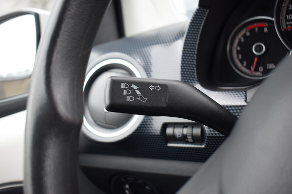 Volkswagen up! 1.0 BMT move up! | Airco | Bluetooth | Elektrische Ramen