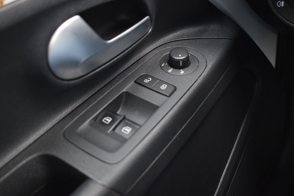 Volkswagen up! 1.0 BMT move up! | Airco | Bluetooth | Elektrische Ramen