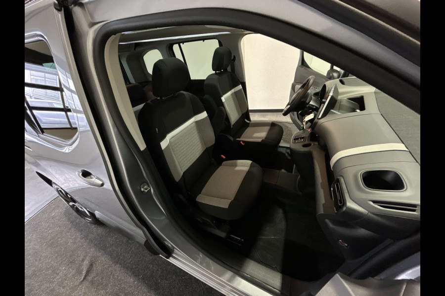 Citroën ë-Berlingo M Shine 50 kWh | Park assist pakket | Navigatie pakket | Winterpakket | Panoramadak | 11 kw 3-fase lader! |  SoH (batterijcheck) 100 % score!