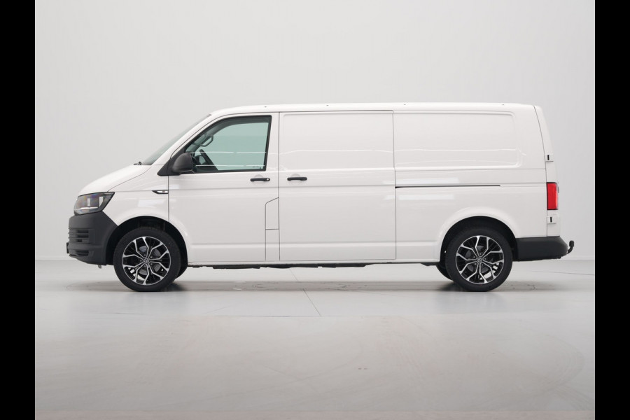 Volkswagen Transporter 2.0 TDI L2H1 Trendline 102pk Navigatie Camera Cruise Kunstleder 2x Schuifdeur
