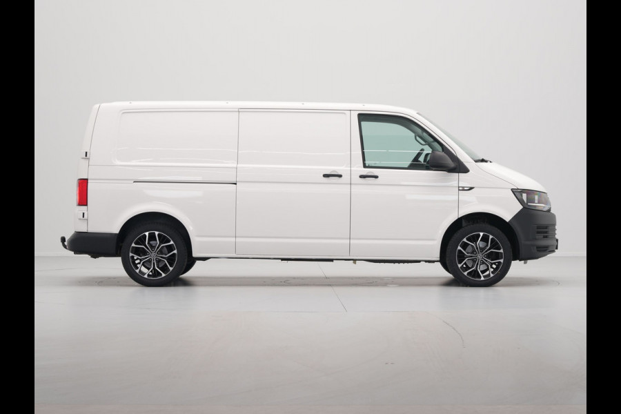 Volkswagen Transporter 2.0 TDI L2H1 Trendline 102pk Navigatie Camera Cruise Kunstleder 2x Schuifdeur